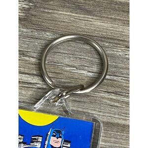 Vintage 1982 Batman DC Comics Keychain Button-Up Troy MI K1166 Blue Grey Retro